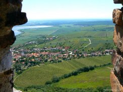 2009_vestonice_31_z_hradu